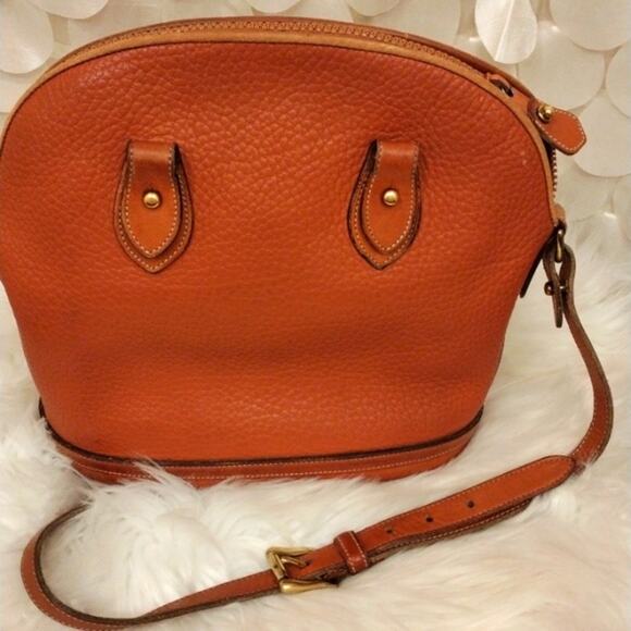 Rare NORFOLK Dooney & Bourke Dome Shoulderbag w added Tassel Accent Chain - Picture 8 of 16